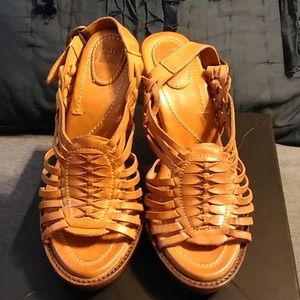 Frye Tan Leather Platform Hurraches